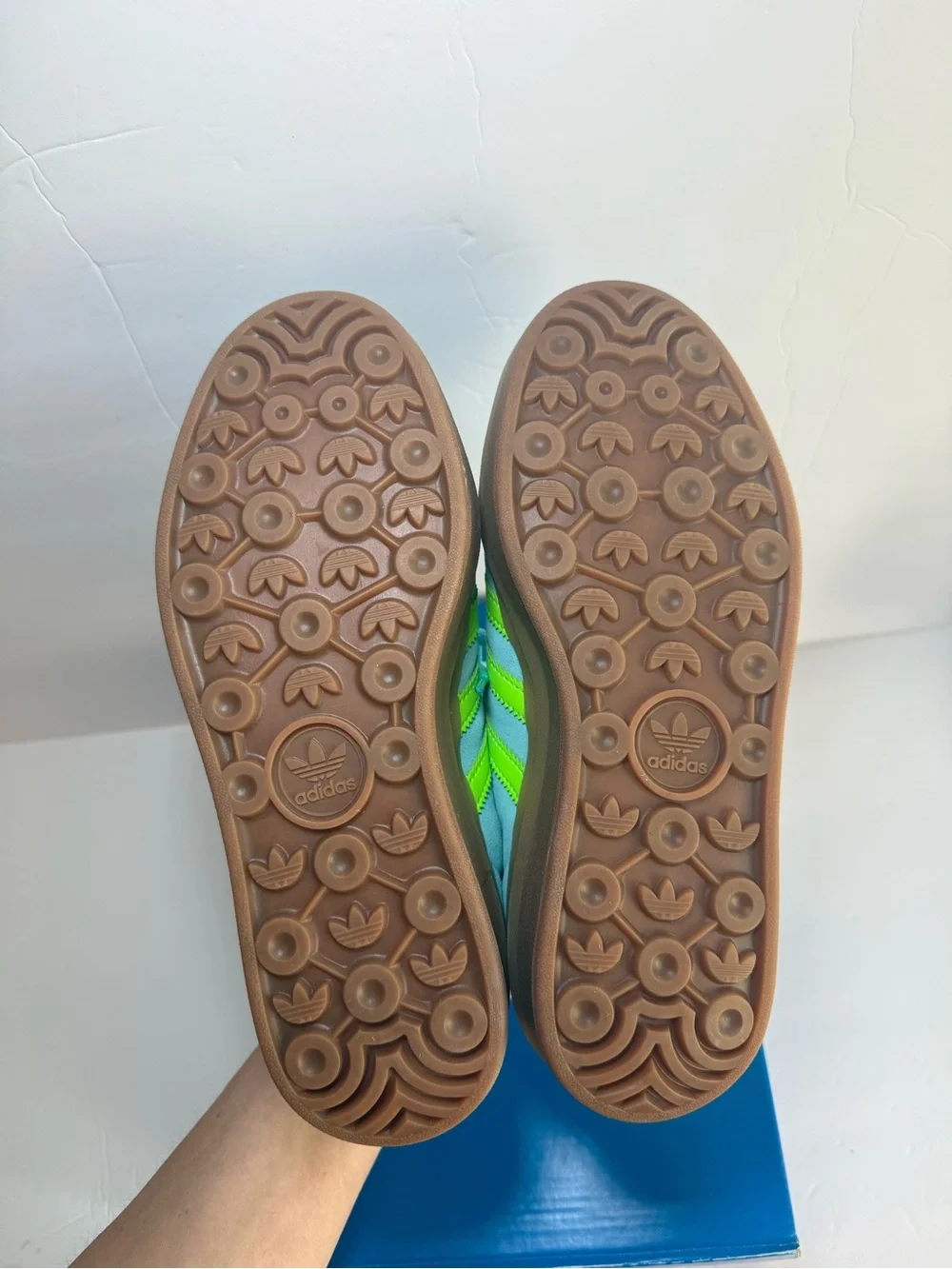 Adidas Gazelle Bold - Aqua Blue / Neon Green - Women’s Size 7 - NWT - JS3896